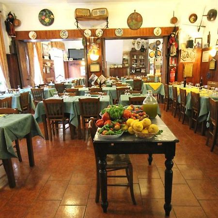 Albergo Santo Spirito Molini di Triora Eksteriør billede