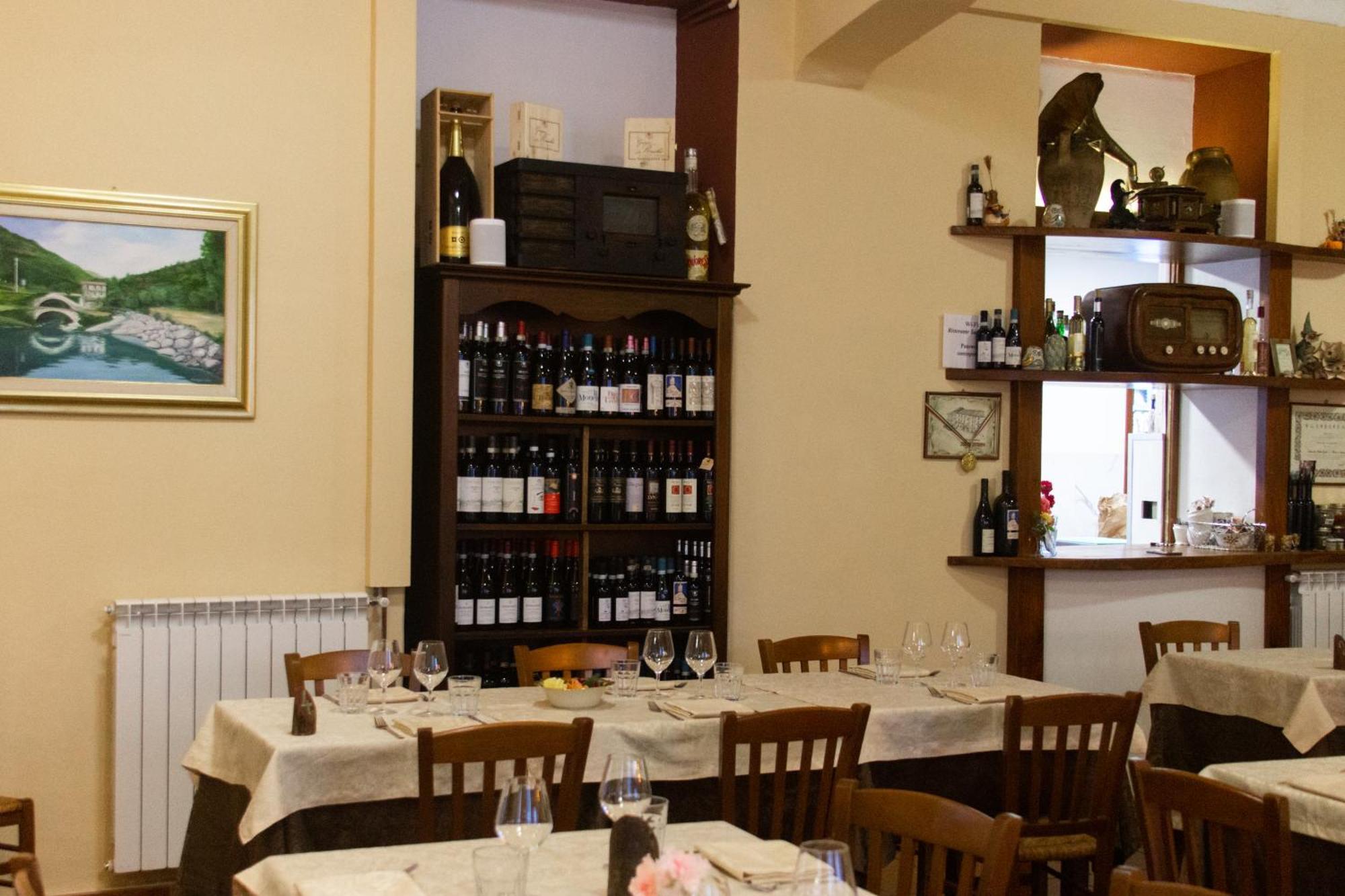 Albergo Santo Spirito Molini di Triora Eksteriør billede
