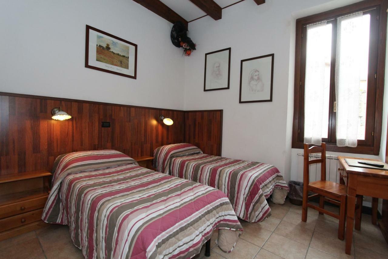 Albergo Santo Spirito Molini di Triora Eksteriør billede