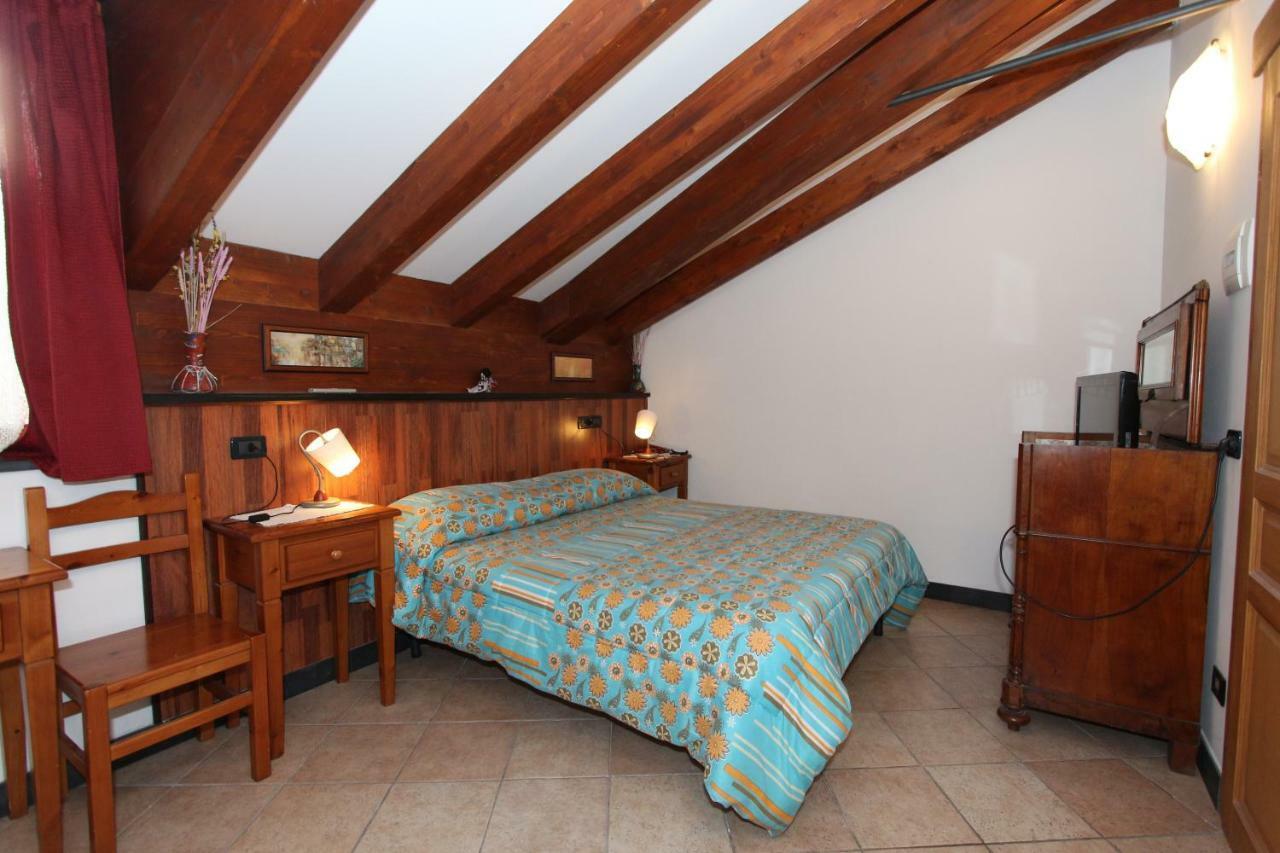 Albergo Santo Spirito Molini di Triora Eksteriør billede
