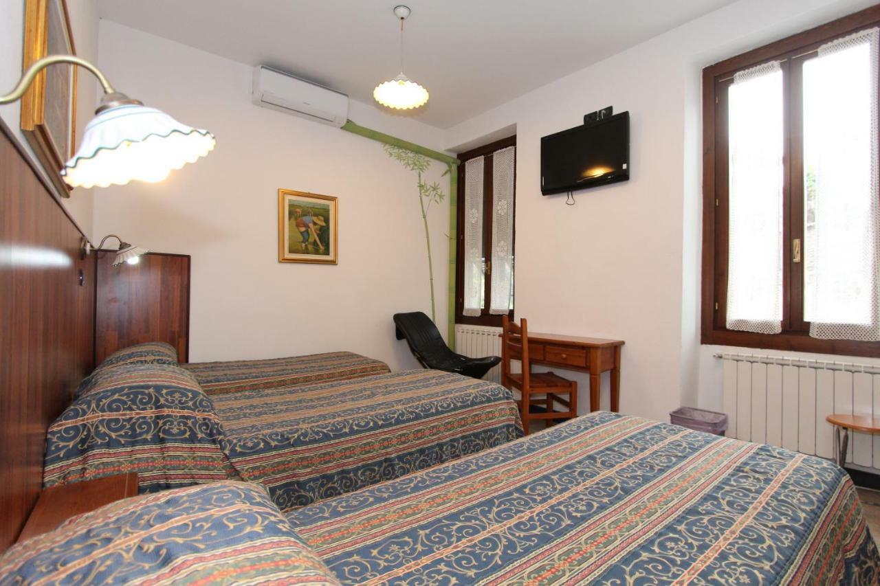 Albergo Santo Spirito Molini di Triora Eksteriør billede