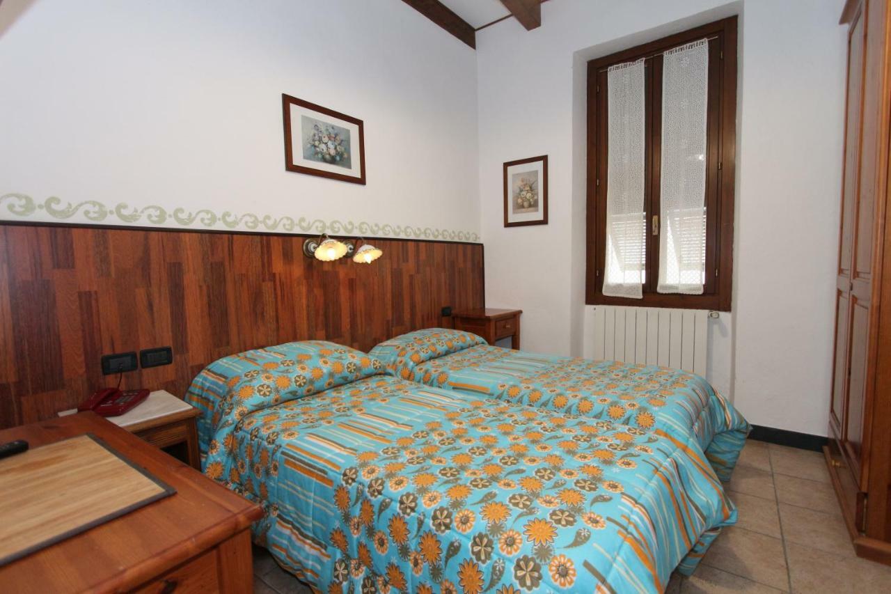 Albergo Santo Spirito Molini di Triora Eksteriør billede